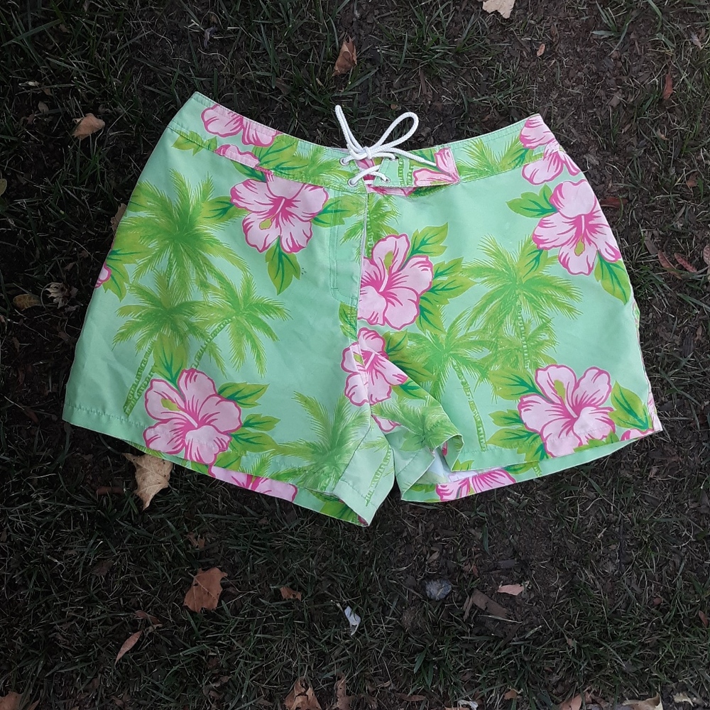 Kechika Tropical Shorts size 12